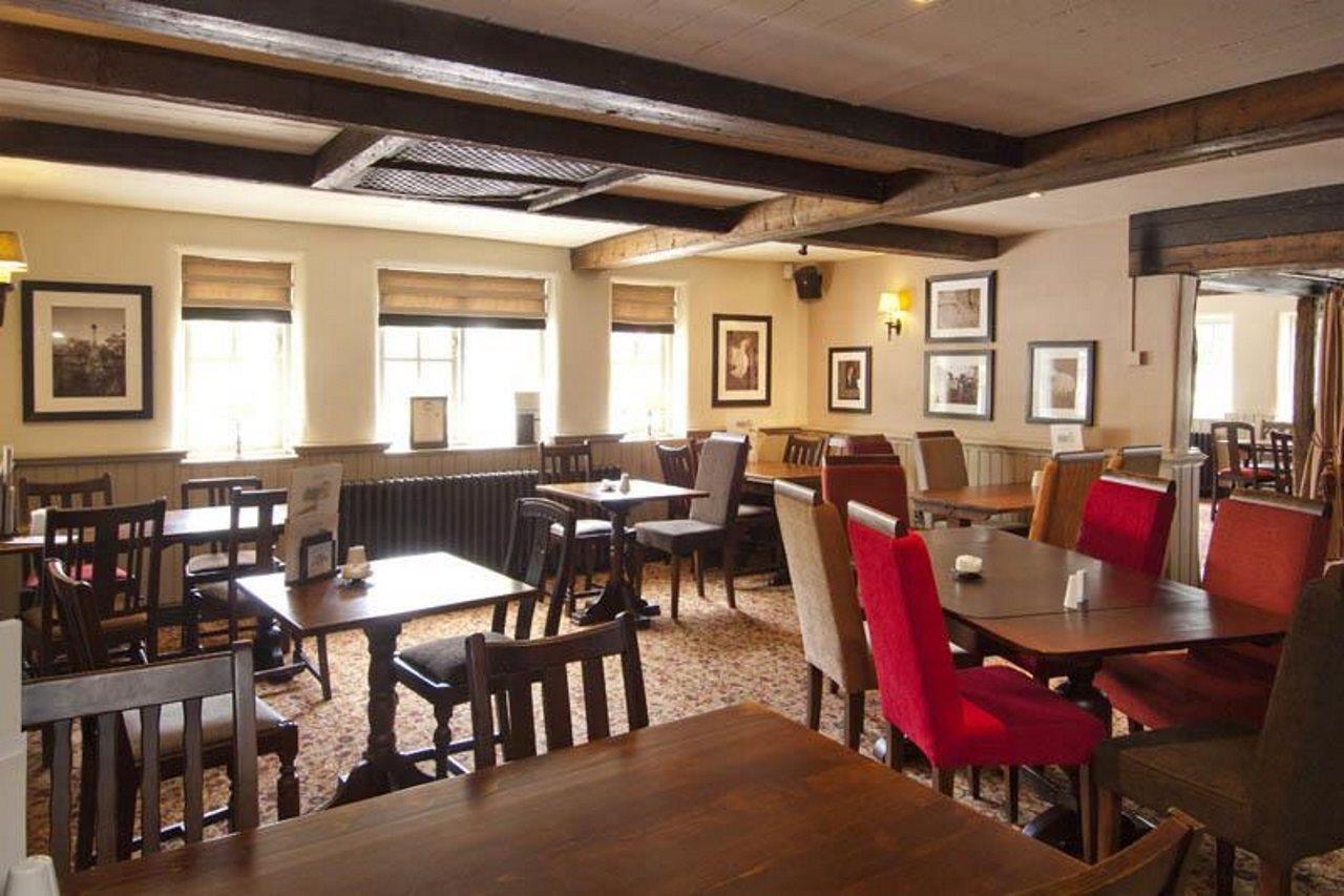Premier Inn Manchester - Handforth Exteriör bild