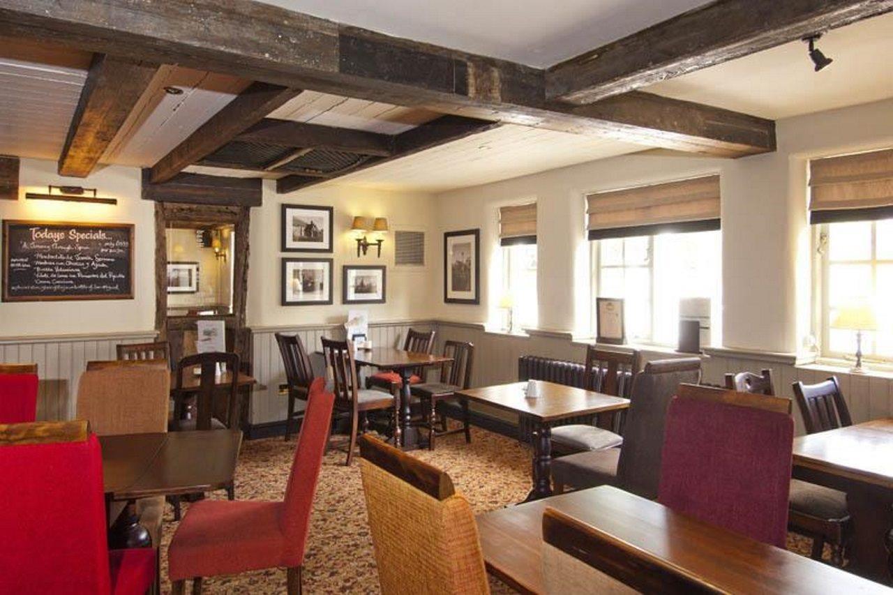 Premier Inn Manchester - Handforth Exteriör bild