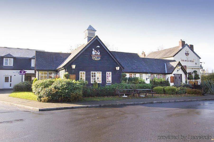 Premier Inn Manchester - Handforth Exteriör bild